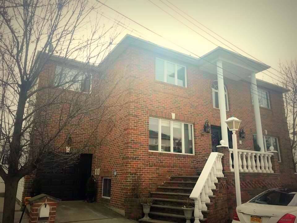 tottenville luxury home